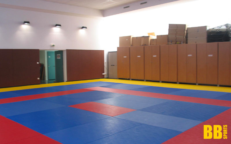 Installationn tatamis tapis judo par BB Sports